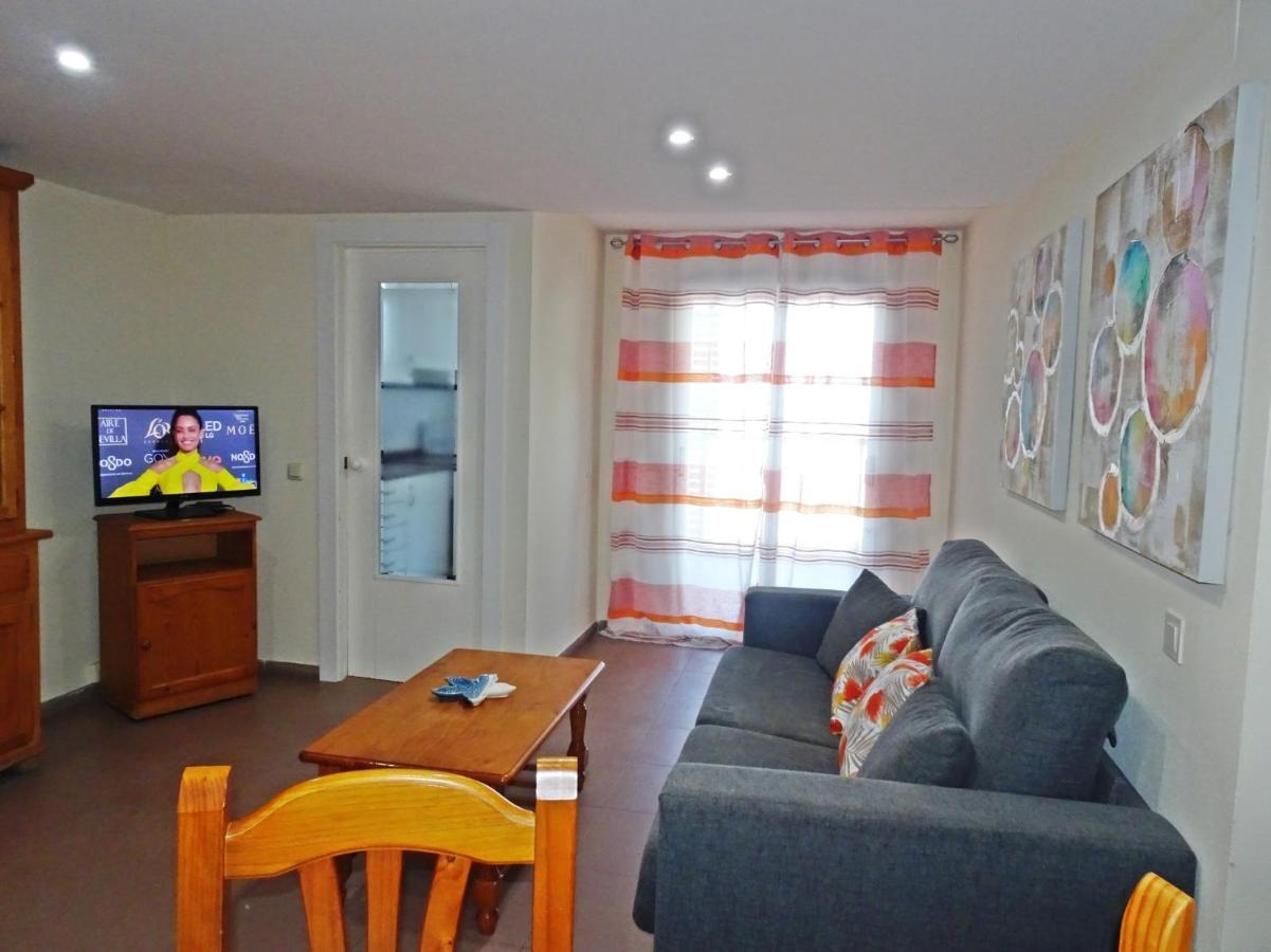 Capri Gandia Primera Linea - Alquiler Solo Familias Playa de Gandia 外观 照片