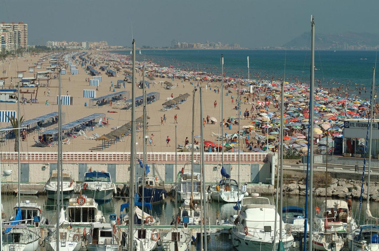 Capri Gandia Primera Linea - Alquiler Solo Familias Playa de Gandia 外观 照片